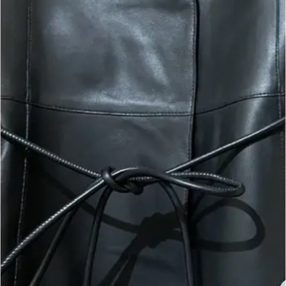 NWT. Massimo Dutti Limited Edition Black Leather Jacket With Drawstring Size XS. - Picture 5 of 13